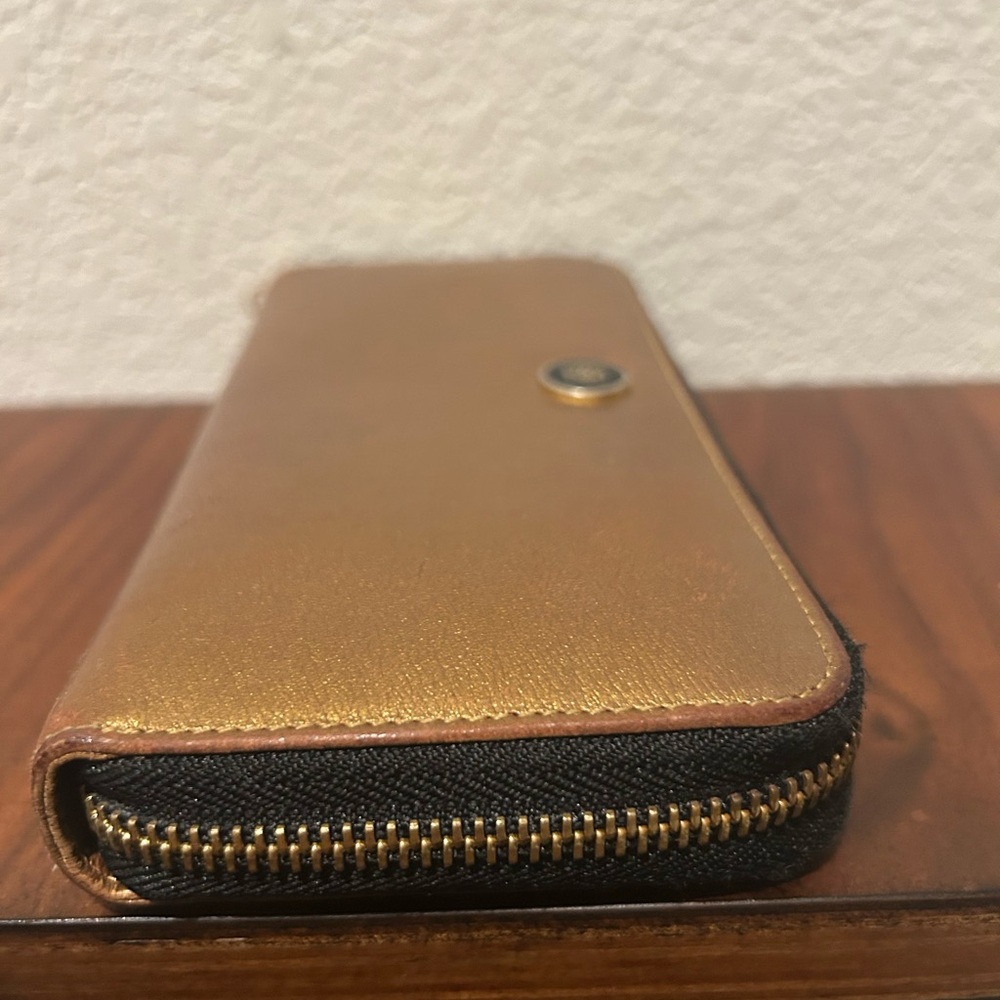Loewe Metallic Gold Zip Wallet - Picture 6 of 12